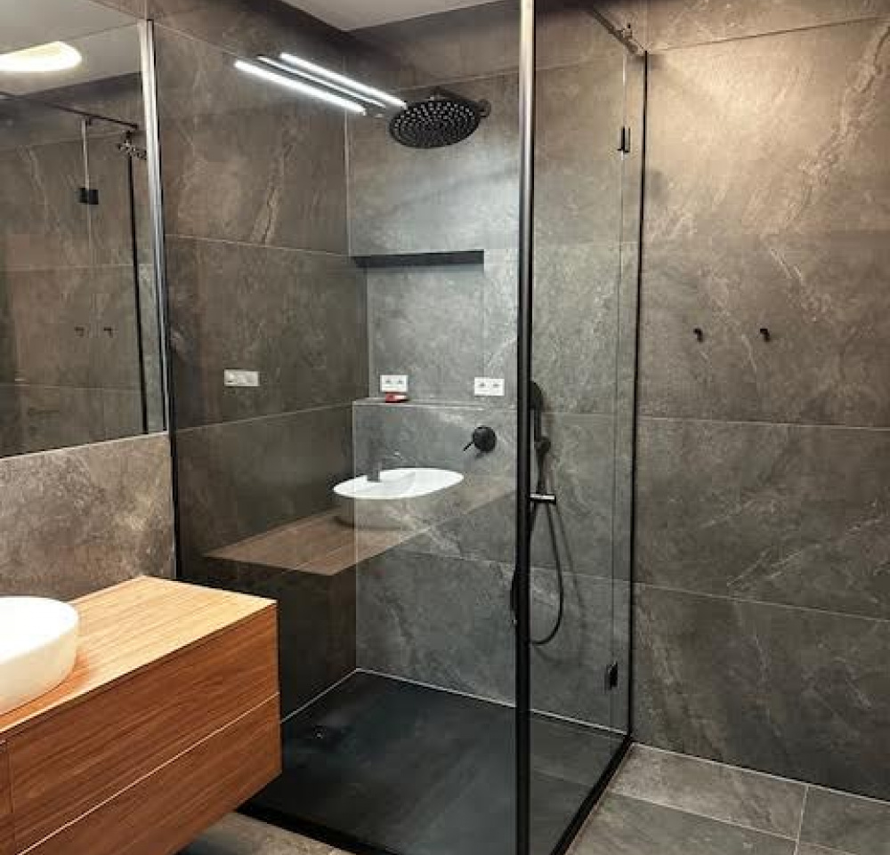 sklenené sprchové kúty